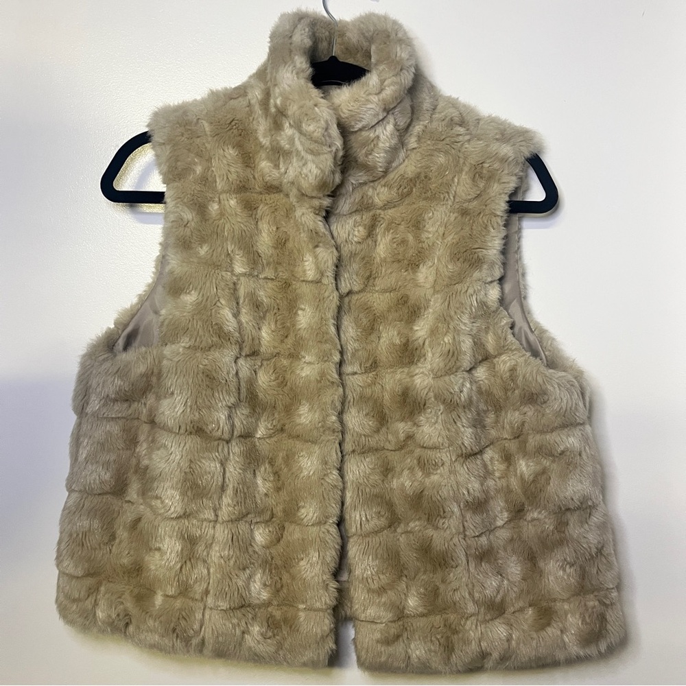 Y2K Faux Fur Vest Cream Coquette Teddy Vest Soft Girl Spring Layer Cozy M